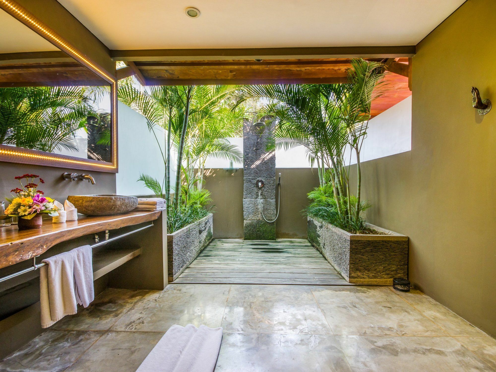 Yoga By Finder * Seminyak (Bali)
